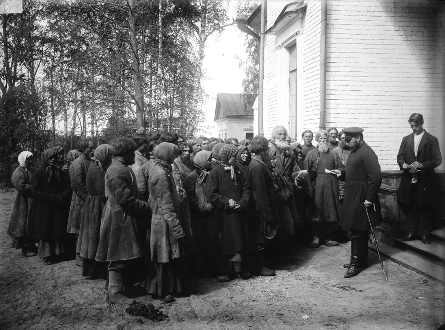 Земский начальник Россия 1900 годы. Голодный год в Нижегородской губернии 1891-1892. Голод Лукояновский уезд 1891 Короленко. Россия голод 1892