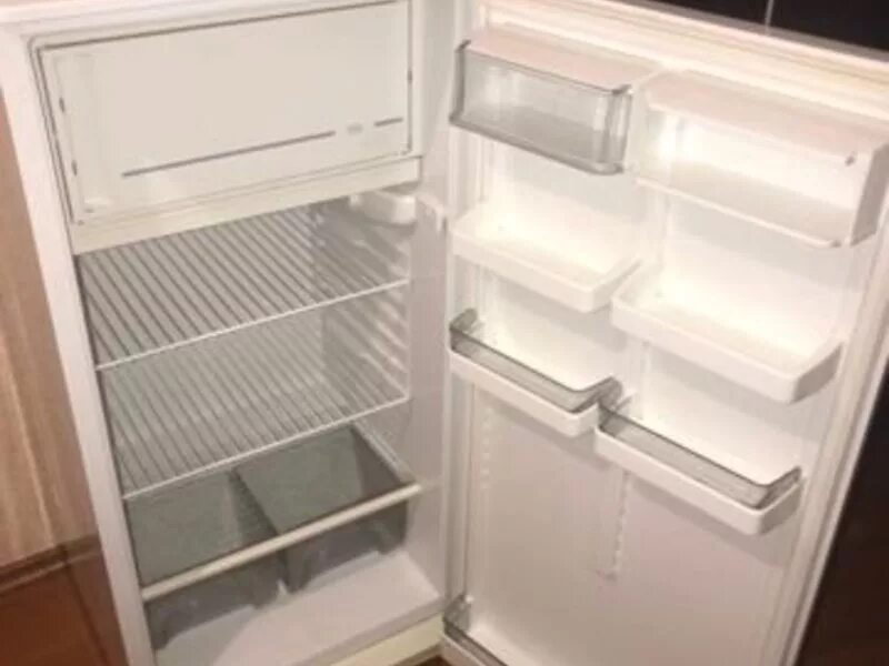 Холодильник Саранск. Холодильник для про100. Холодильник Саранск старый. Холодильники 90 годов салатовый. Юла купить холодильник