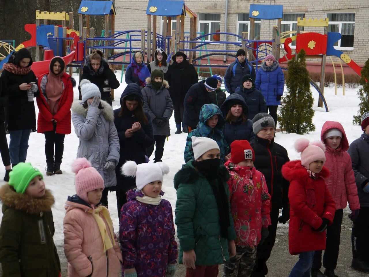 Масленица сейчас. Праздник масленица начальная школа. Широкая масленица. Интернат для детей. Масленица в интернате.