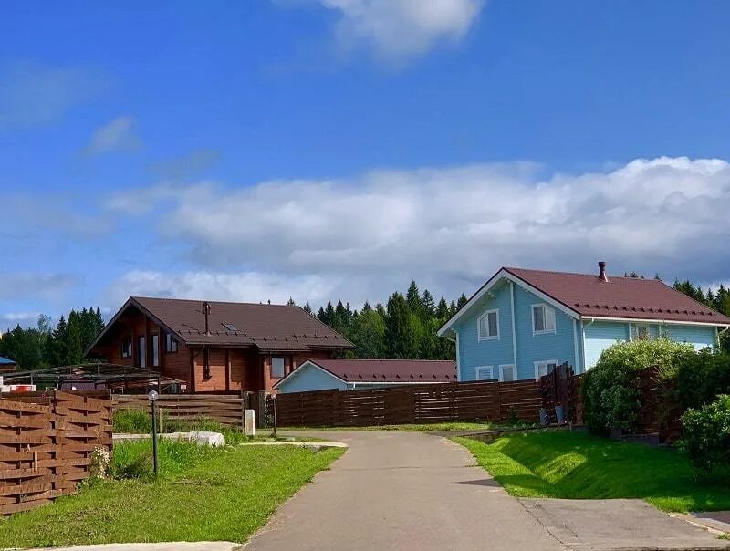 Дмитровка виладж 2. Кп смарт вилладж. Смарт вилладж 2 коттеджный поселок. Smart деревня екатеринбург. Смарт вилладж 2.
