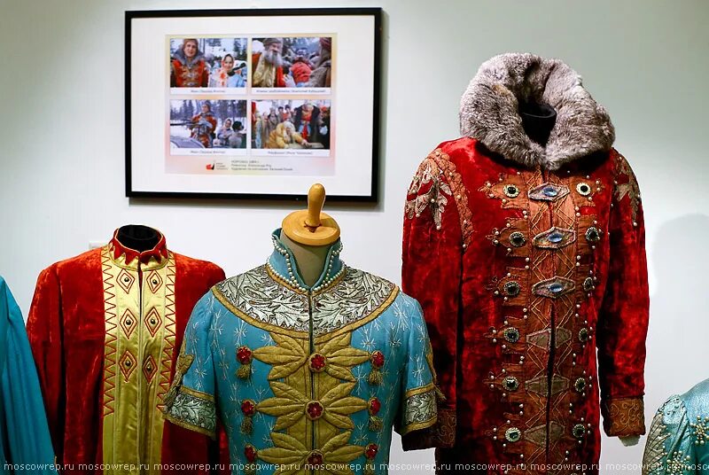 образ костюма ярмарка. костюмы киностудия. костюмы киностудия. костюмы киностудия. женские наряды из фильмов.