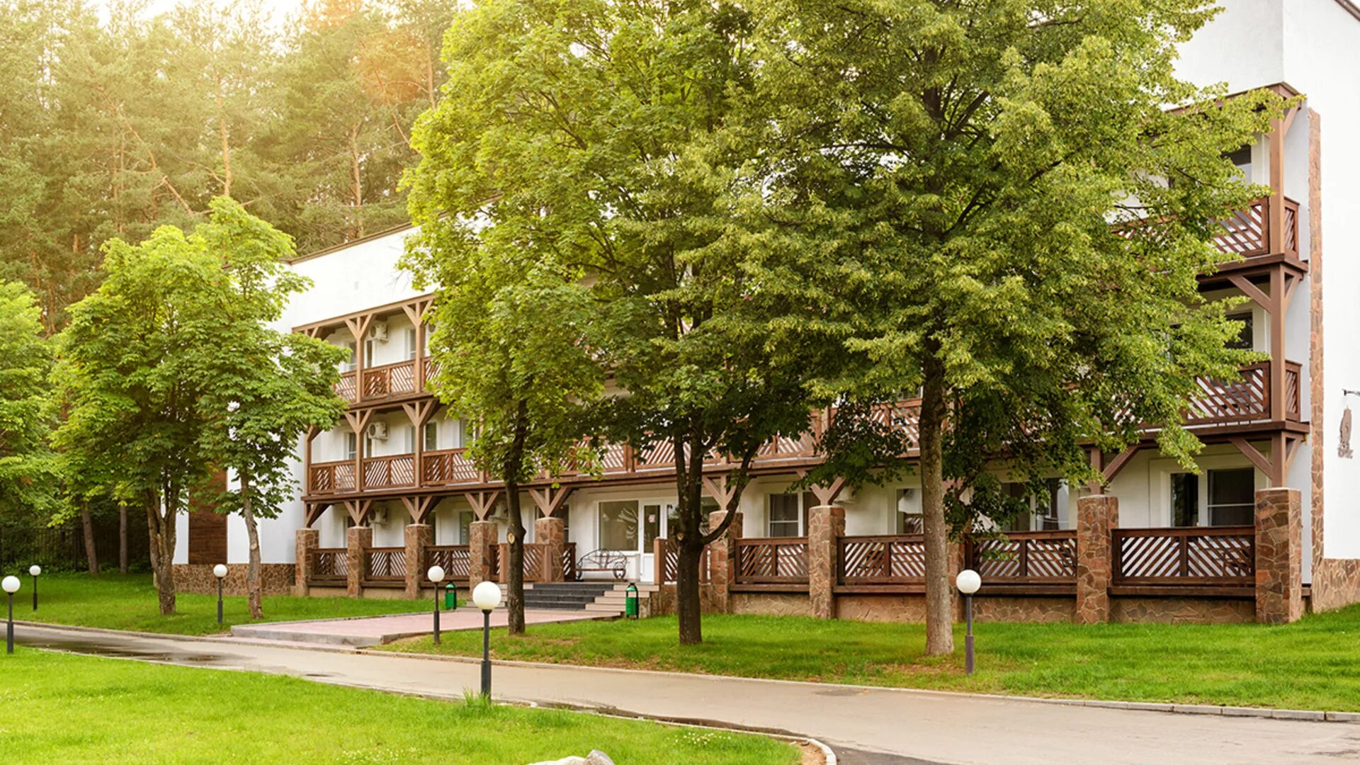 кронвелл парк грибовка яхонты таруса. дом отдыха яхонты таруса.