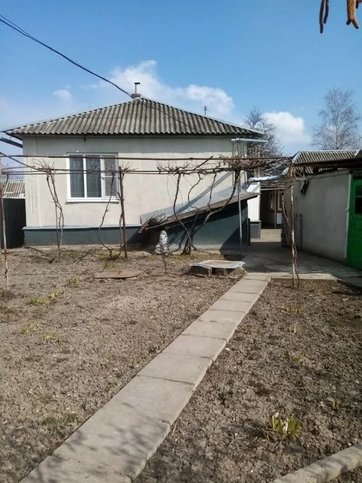 Станица Суворовская Ставропольский край. Дом в Ставропольский край Суворовская. Ставропольский край, Суворовский р-н, ст. Суворовская. Население ст Суворовской Ставропольский край.