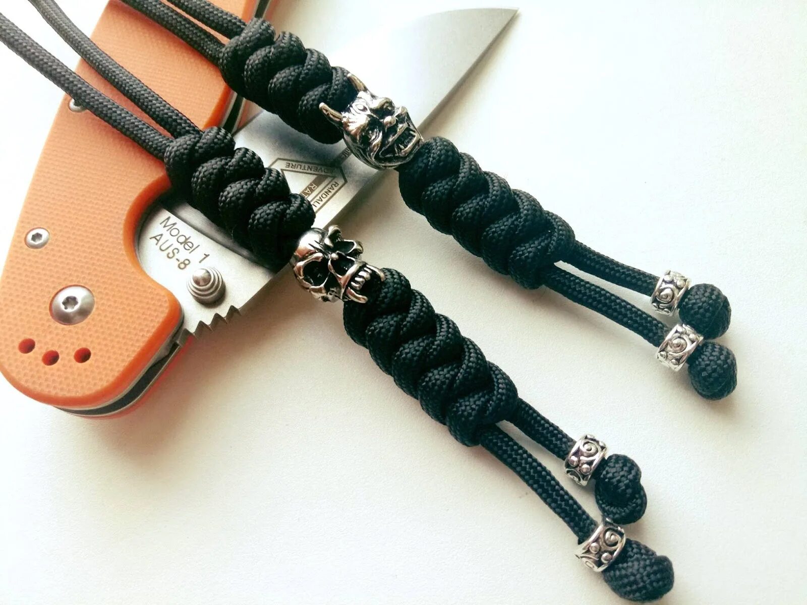 Паракорд плетение темляка. Темляк victorinox. Темляк своими руками. Темляк викинги. Темляк rangergrip.