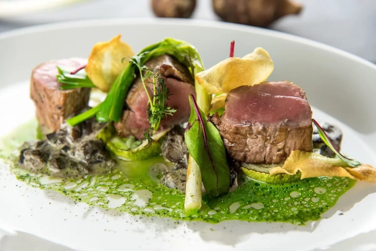 Ресторанные блюда. Красивые блюда. Европейская кухня. Блюда из ресторана. Дегустация блюд в ресторане.