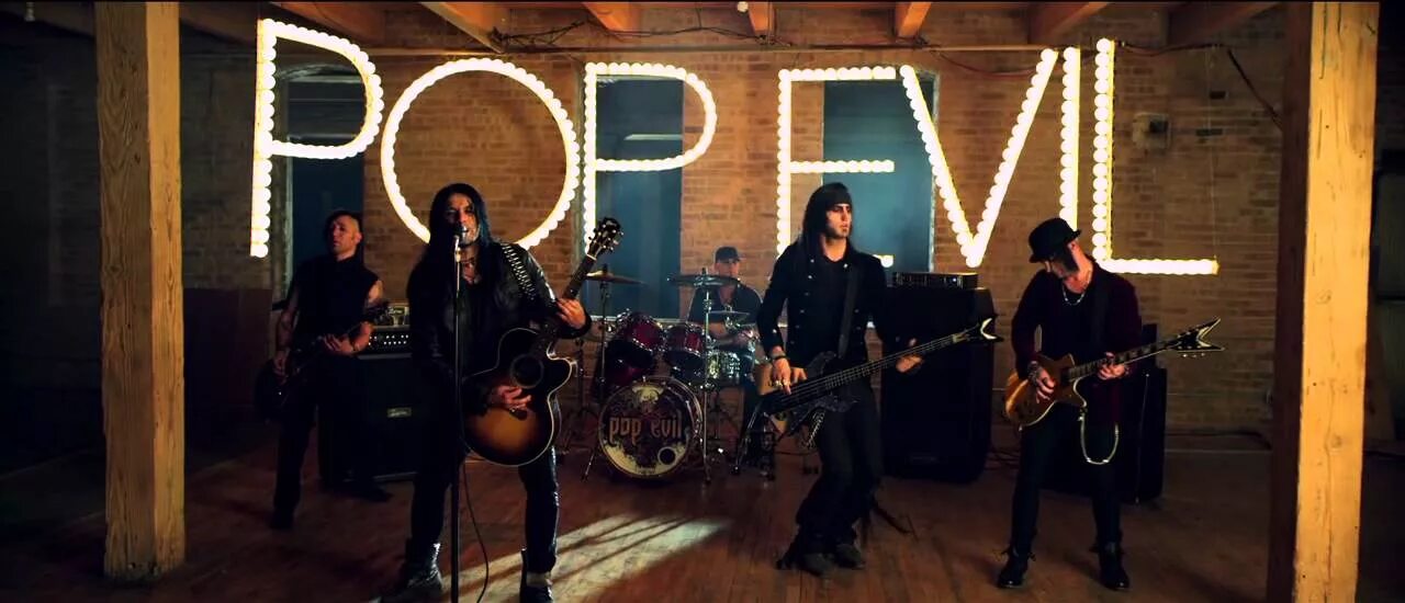 Pop evil. Pop evil группа. &quot;pop evil&quot; &amp;&amp; ( исполнитель  группа  музыка  music  band  artist ) &amp;&amp; (фото  photo). pop evil 100 in a 55. pop evil survivor на барабанах.