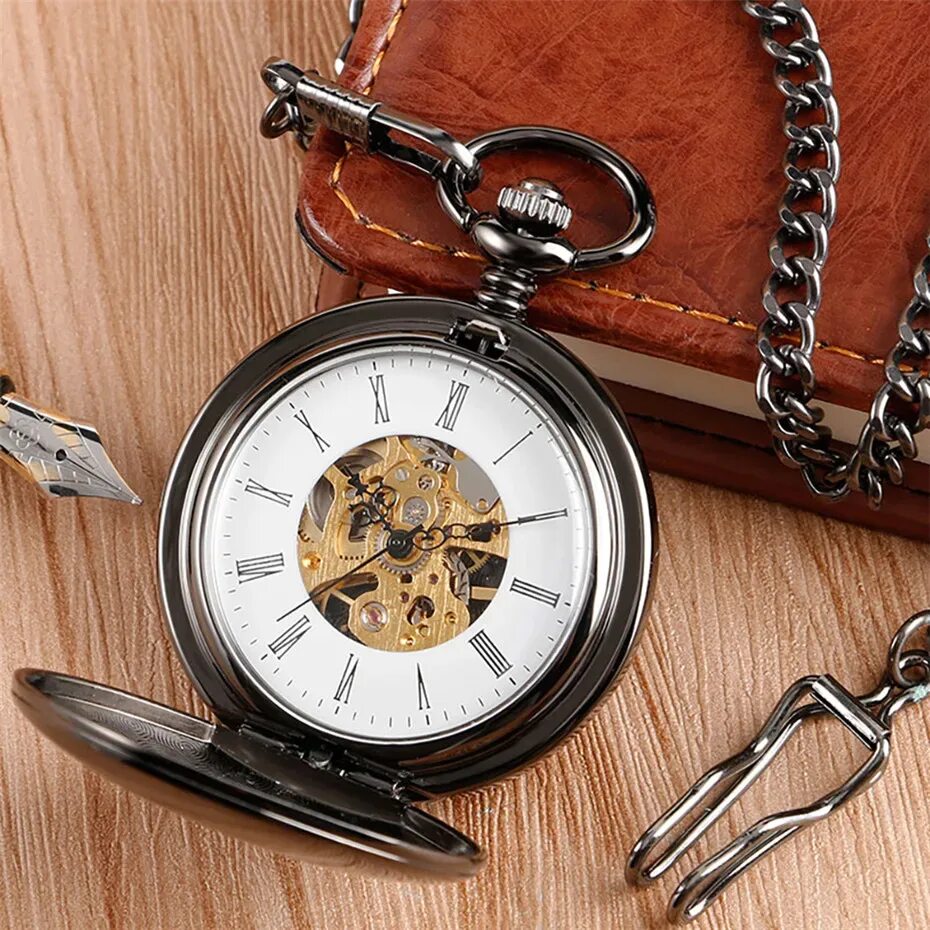 Фото карманный часов. Карманные часы. Механические часы на цепочке. Часы карманные механические. Карманные часы механические швейцарские.