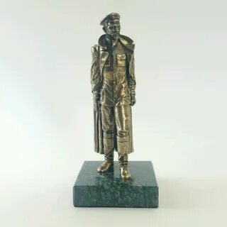 Дзержинский бронза