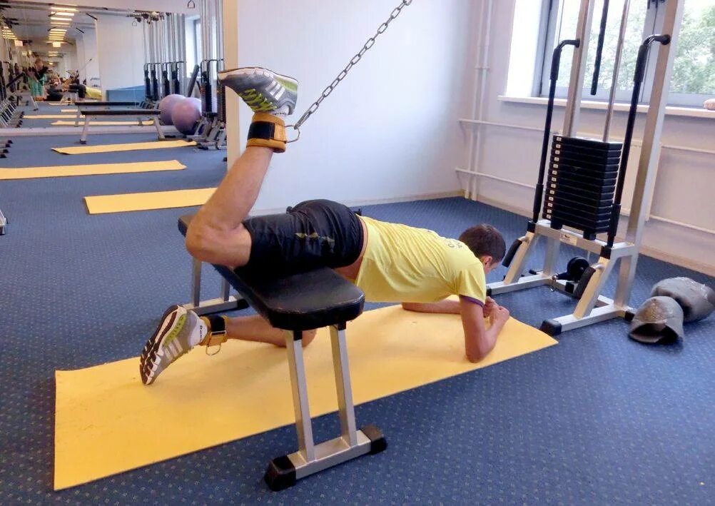 Тренажерный зал суставы. Тренажерный зал суставы. Кинезио упражнения бубновского. Кинезиотерапия тренажер бубновского. Кинезиотерапия коленного сустава бубновского.