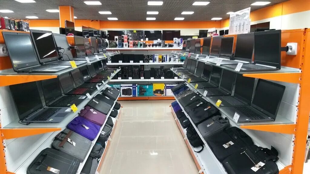 Ломоносова 6 орел днс. Город орел магазин днс. Днс орел. Dns, орёл, новосильский переулок. Телефоны в днс 2022.