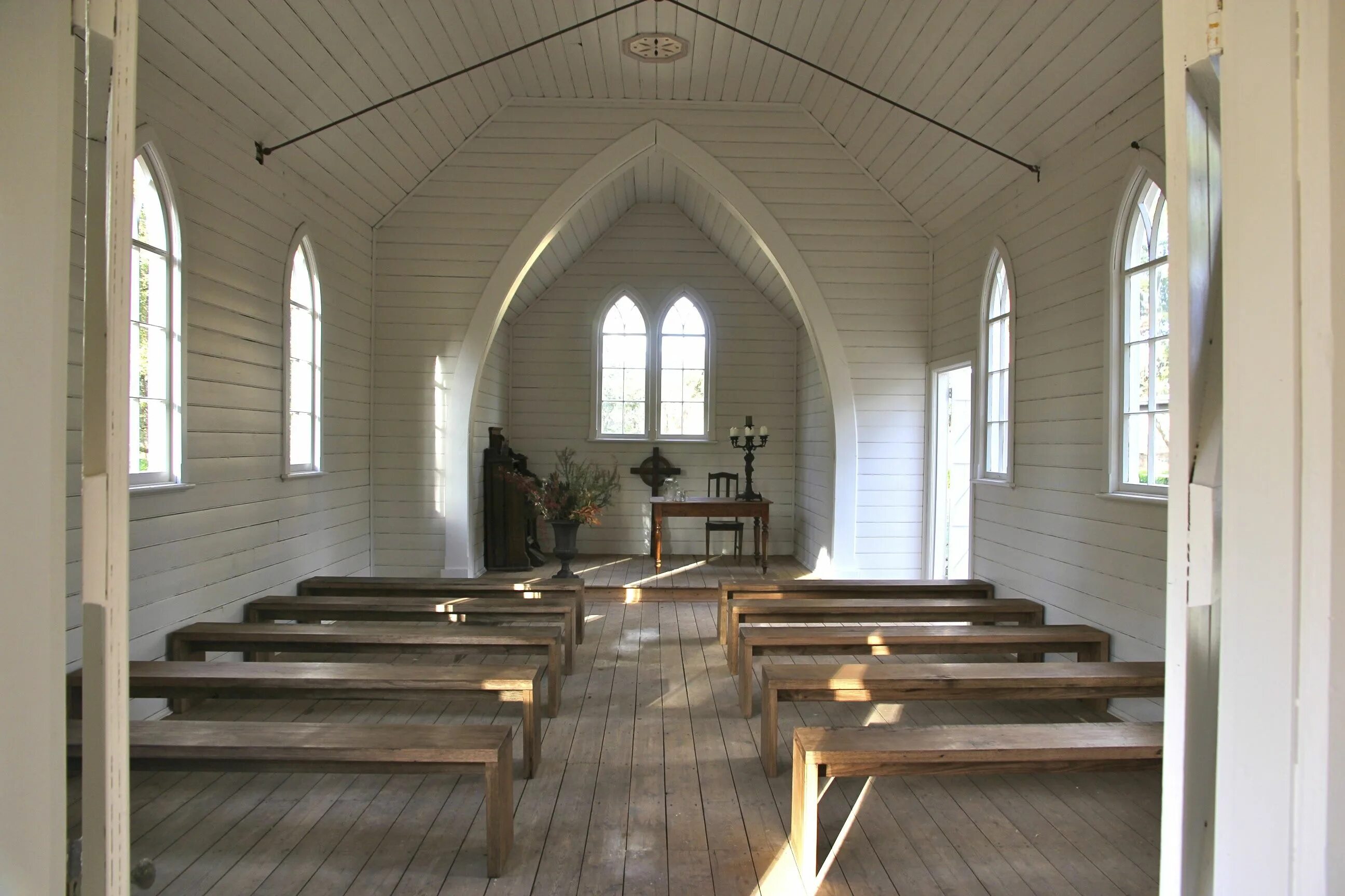 Старые католические церкви. Протестантская церковь в сша внутри. church католические протестантизм. интерьер протестантской церкви. пуританская церковь интерьер.