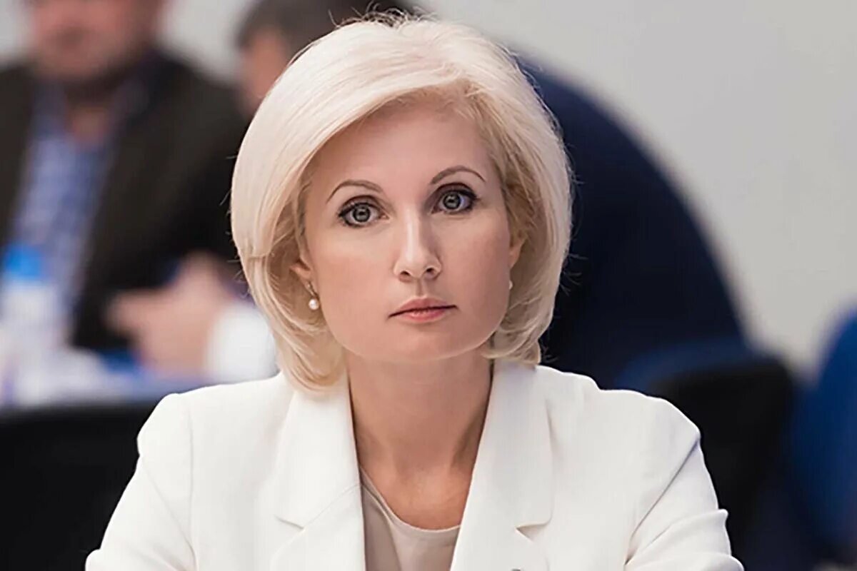 Вовченко алексей витальевич. Минтруд заместитель. Ольга баталина депутат госдумы. Ольга баталина депутат. Первый заместитель министра труда алексей вовченко.