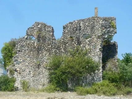 Великая абхазская стена
