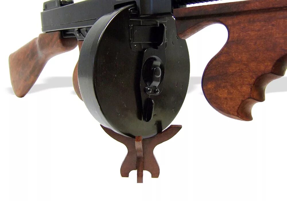 томми ган 1928. пистолет-пулемёт шпагина ппш-41 второй мировой войны. мини-бар пулемёт. ручной пулемёт дегтярёва дп27. подставка под пулемет.