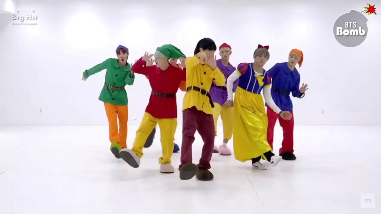 BTS go go клип. БТС go go в костюмах. BTS go go фото. Песня БТС go go go.