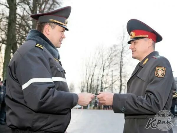Ровд вакансии. Начальник гаи логойского района. начальник гаи добрушского района. начальник промышленного ровд. начальник болховского ровд фото сейчас.