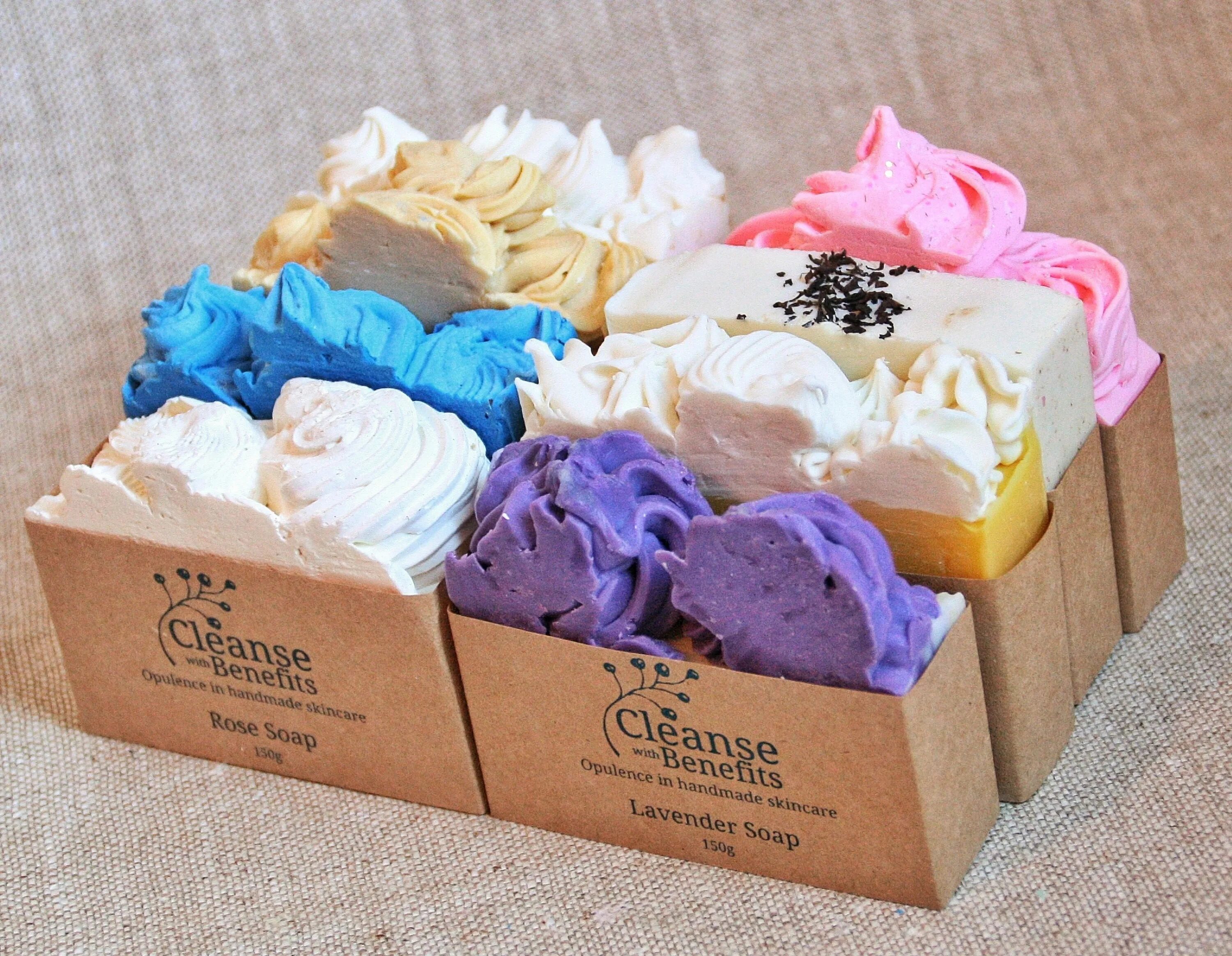 Красивая упаковка мыла ручной работы. Работа упаковка мыла. Упаковка для мыла. Упаковка натурального мыла. Работа упаковка мыла.