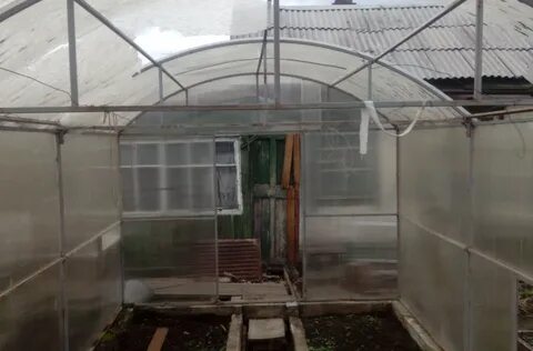 Старый поликарбонат