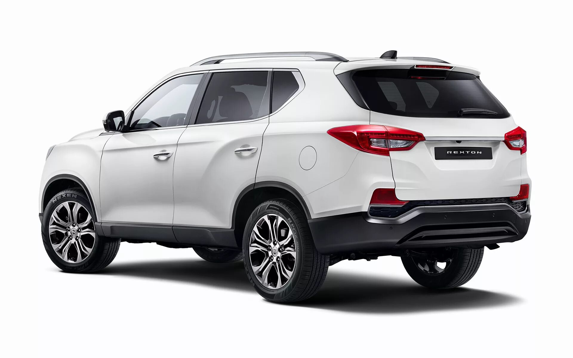 Санг енг g4. Санг енг Рекстон 2018. Рекстон Санг Йонг 2018. SSANGYONG Rexton g4 2020. Санг енг Рекстон 2017.