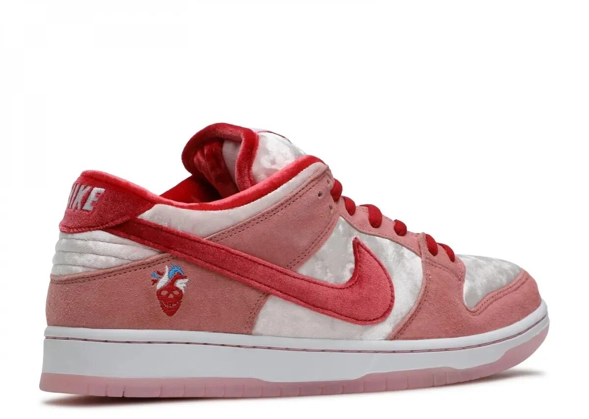 Dunk оригинал купить. Nike SB Dunk Low. Nike Dunk SB Dunk Low. Кроссовки Nike SB Dunk Low Strangelove. Nike Dunk Low 2020 Pink.