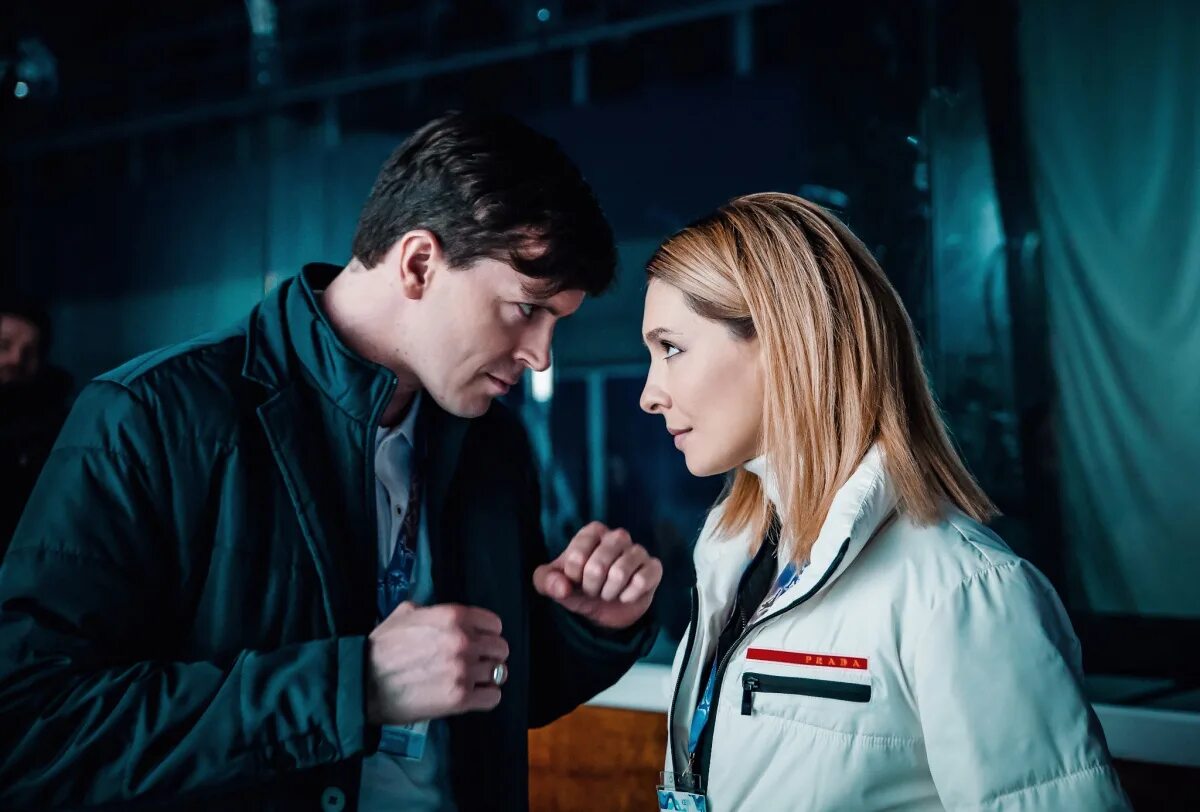 Книга жена по контракту. Любовь по контракту сериал 2019. Пётр красилов с екатериной климовой. Офицерские жены. Жена по контракту фильм 2008 актёры.