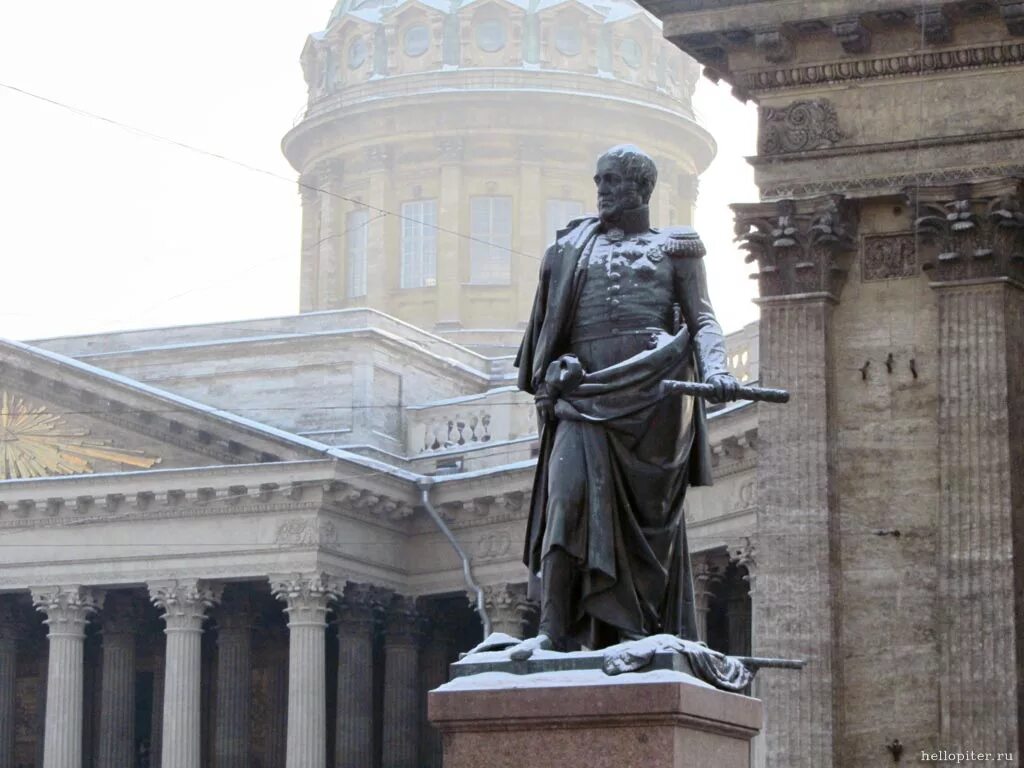 памятники у казанского собора в санкт-петербурге. барклай де толли памятник в санкт-петербурге казанский собор. памятник барклай де толли орловский. памятники кутузову и барклаю де толли архитектор. памятники кутузову и барклаю де толли архитектор.