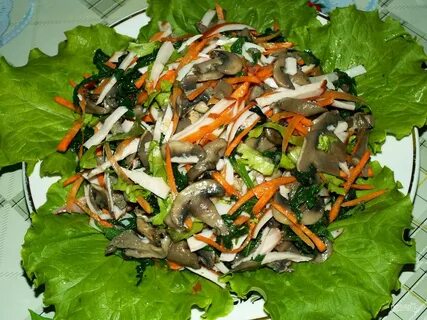 С грибами салат самый вкусный и простой