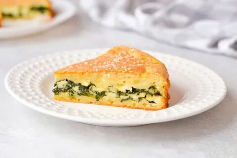 Заливной пирог с сыром и зеленью