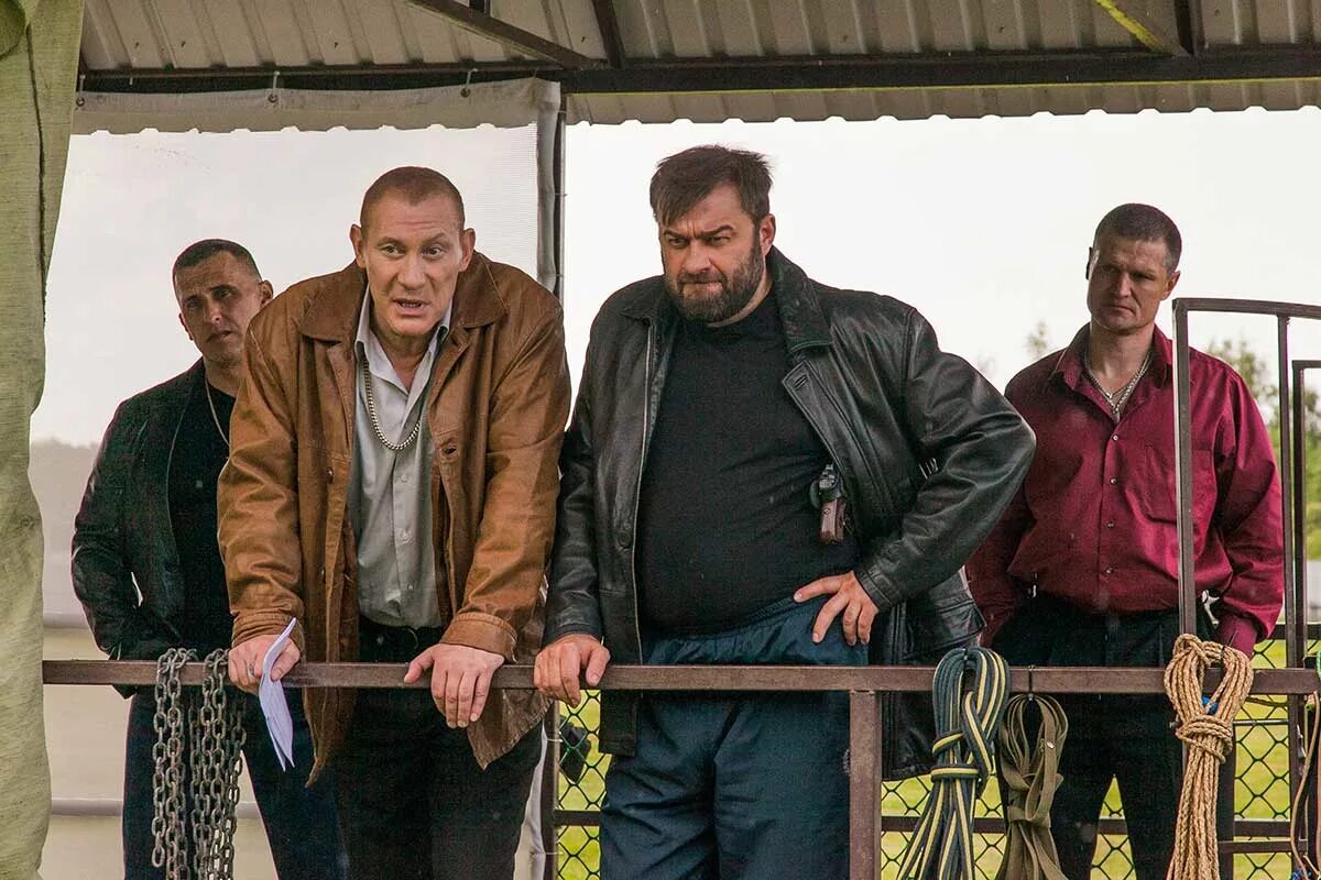Пореченков снимался в. Михаил пореченков полярный. игорь жижикин турист. сериал с пореченковым и охлобыстиным. михаил пореченков в сериале полярный.