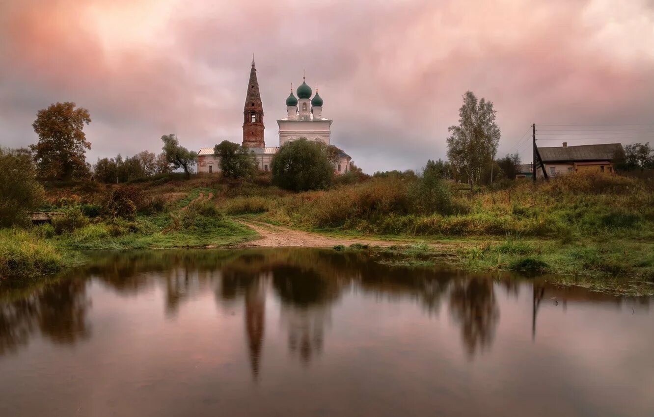 Скинь село. Село Осенево Ярославской области. Осенево Ярославская область Церковь. Ярославская область деревня река Церковь. Деревня Осенево Костромской области.