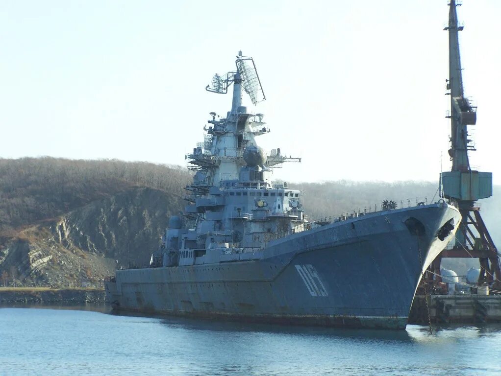 Крейсер орлан. 1144 орлан адмирал нахимов. 1144 адмирал лазарев. 1144 орлан адмирал ушаков. адмирал лазарев атомный крейсер.