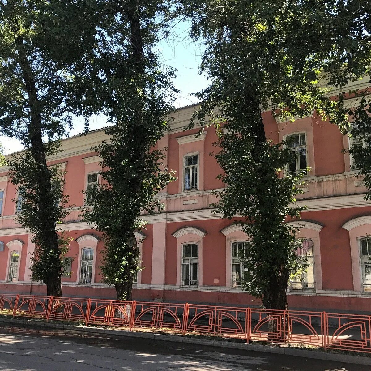А м сибиряков иркутск. Иркутск ул. марата 11&#039;. иркутск дом марата 10. дом сибирякова в иркутске. дом купца сибирякова в иркутске.