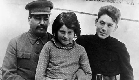Папа мама я и сталин