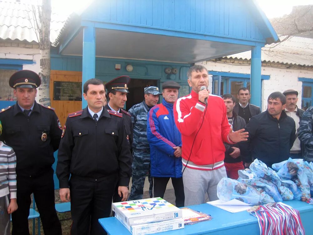 Погода в ашаре. Село кабир Курахский район школа. Село ашар Курахский район. Школа Курахский район село ашар. Республика Дагестан Курахский район село ашар школа.