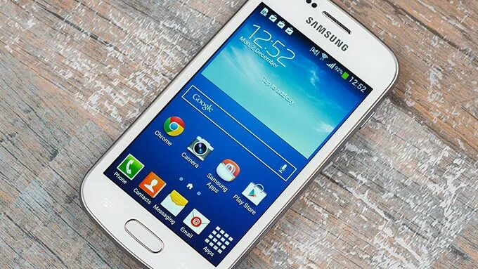 Выбрать лучший самсунг галакси. Samsung trend plus s7580. samsung galaxy trend plus. смартфон samsung galaxy trend plus gt-s7580. самсунг галакси тренд лайт.