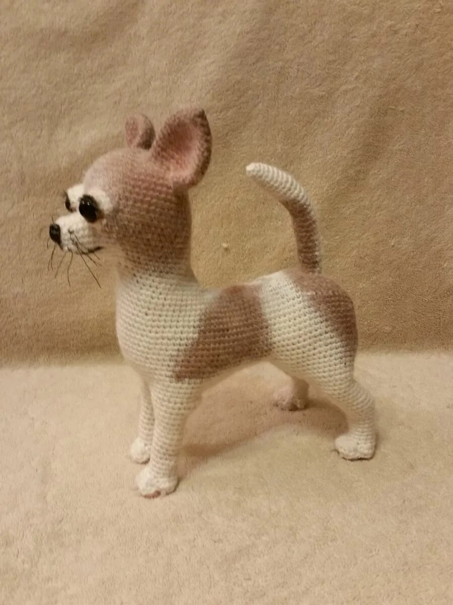 крючки "чихуахуа". вязаная собачка чихуахуа крючком. амигуруми собачка чихуахуа. чихуа крючком. вязаная собачка крючком.