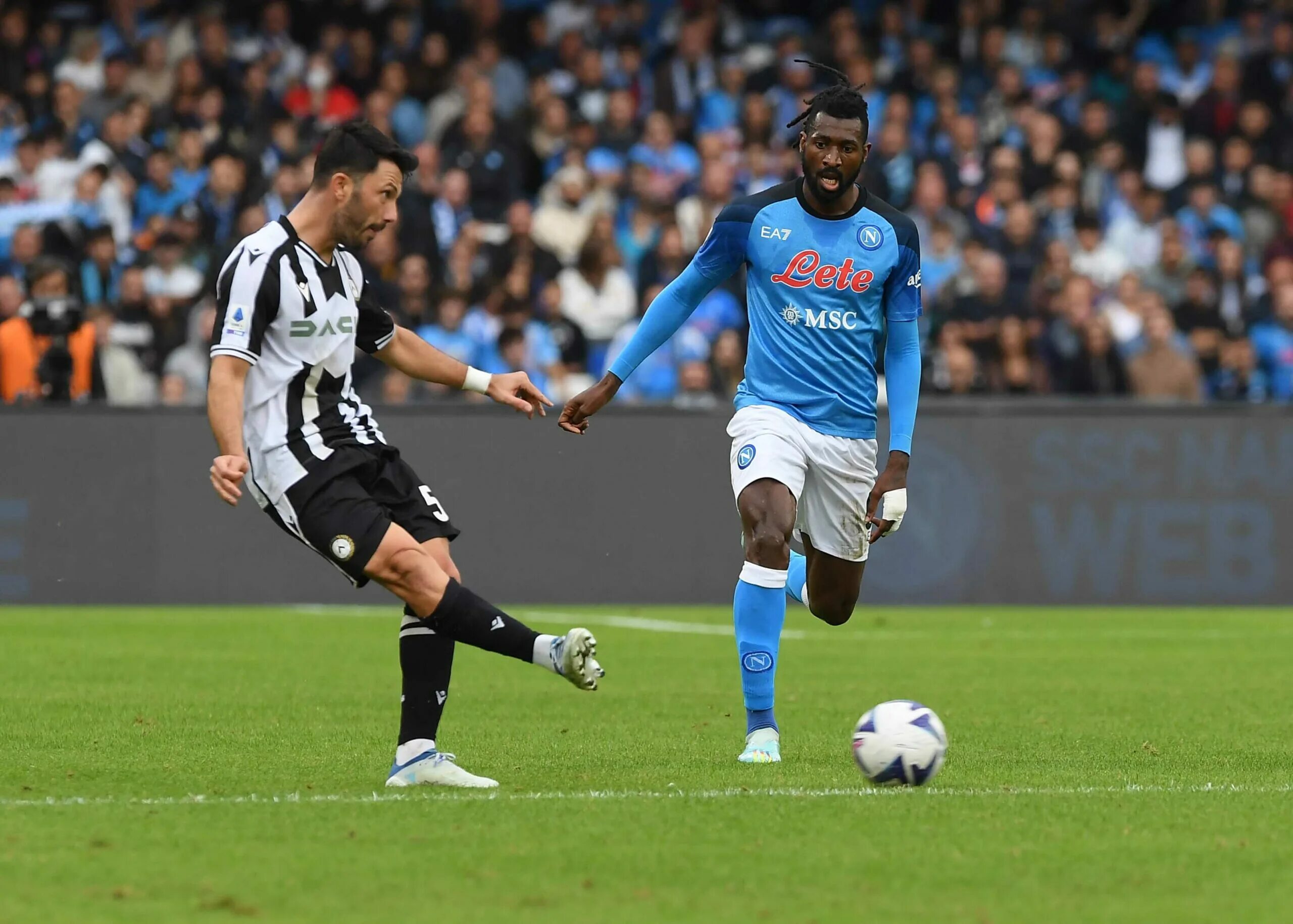 Когда играет наполи футбол. Автогол в футболе. Инсинье наполи 2021. Чемпионат италии ювентус наполи. Наполи рейнджерс.