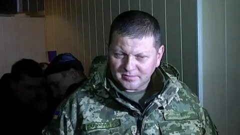 Залужный снят с должности главнокомандующего