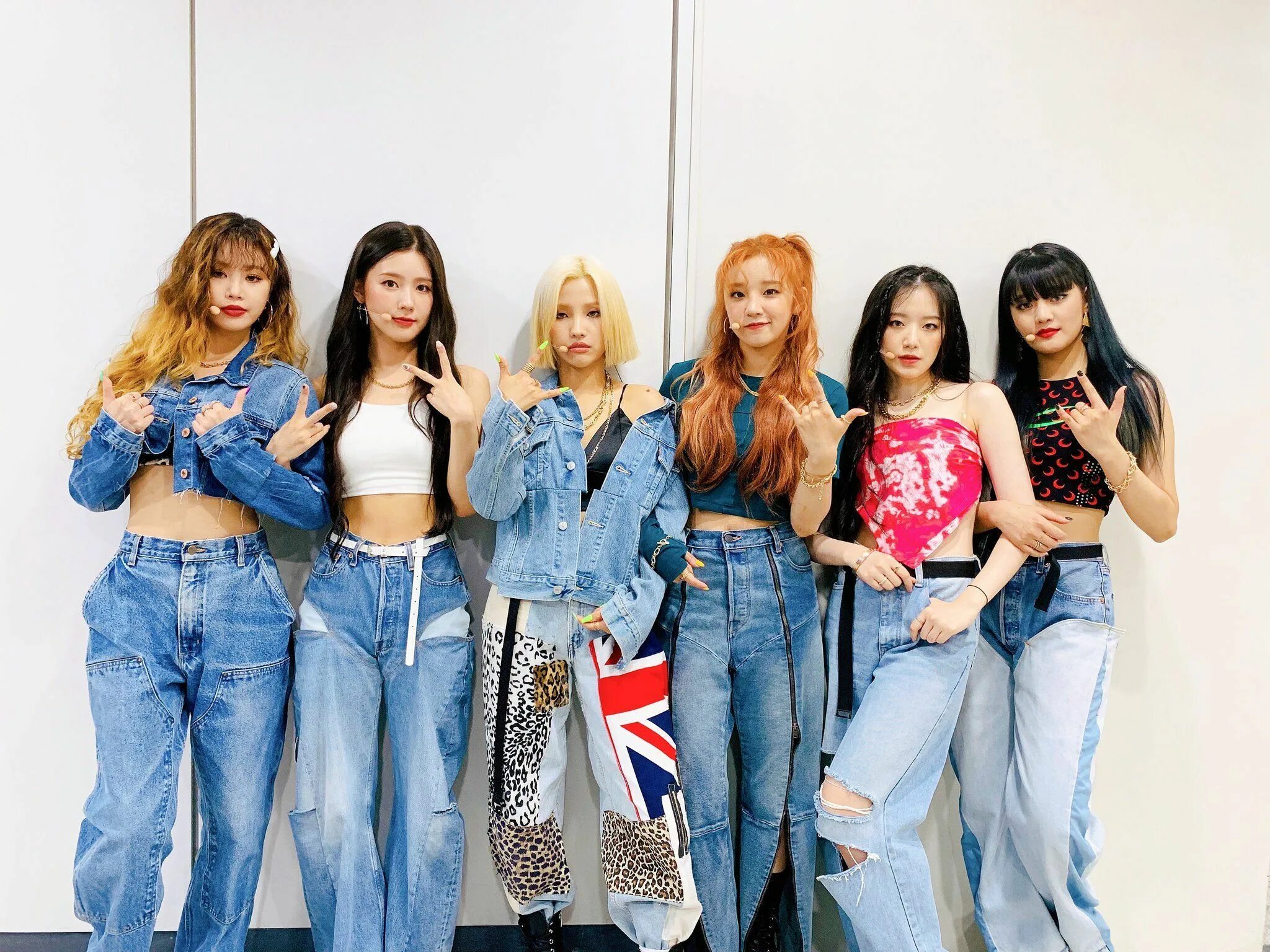 Группа (g)i-DLE. Gidle uh Oh. Группа Гидле кпоп. NEWJEANS кпоп группа. Illit группа участницы