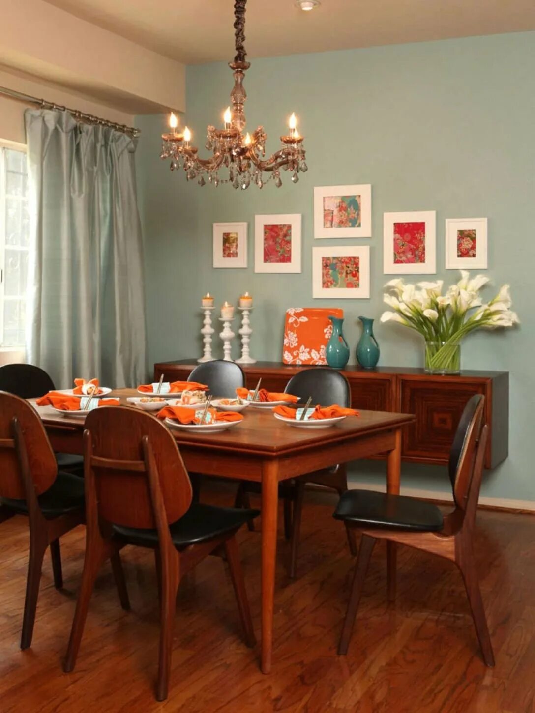 Украсить столовую. Цвет стен на кухне. Терракотовые стены на кухне. Кухня терракотового цвета. Интерьер столовой.