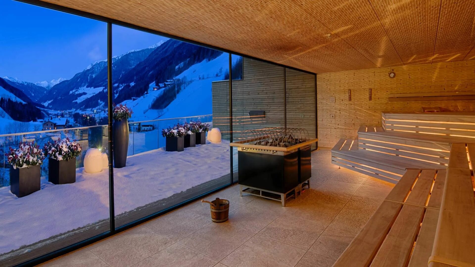 Container sauna in 2025 Sauna house, Sauna design, Outdoor sauna