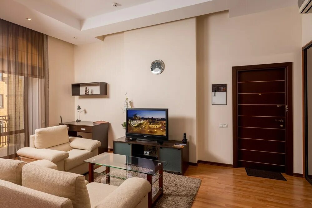 Апартамент отель центр. Отель Rotas City Center Apartment.