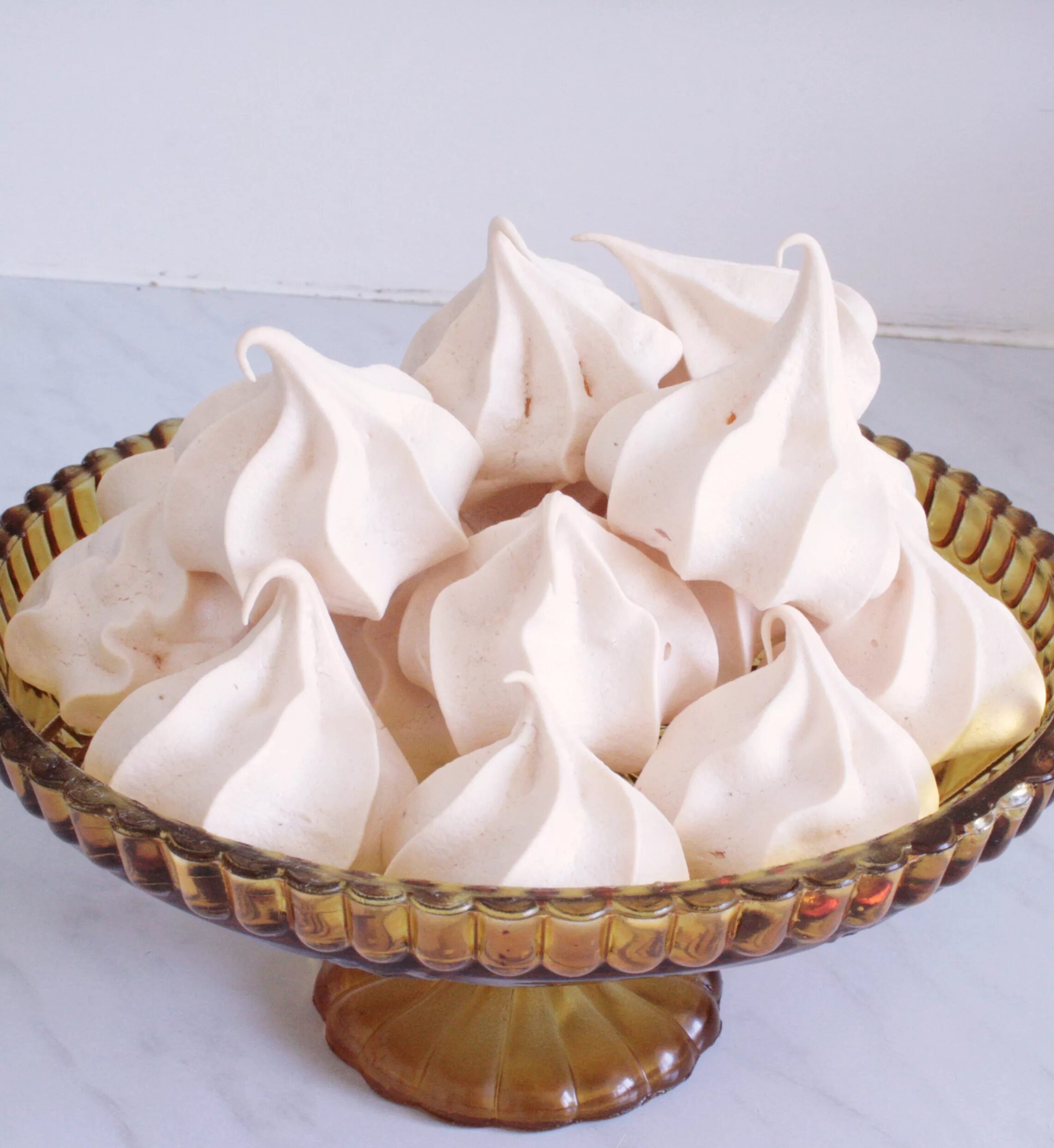 Безе, меренга — Meringue. Безе «Хрумка». Безе воздушное "меренги Classic". Нежное безе.