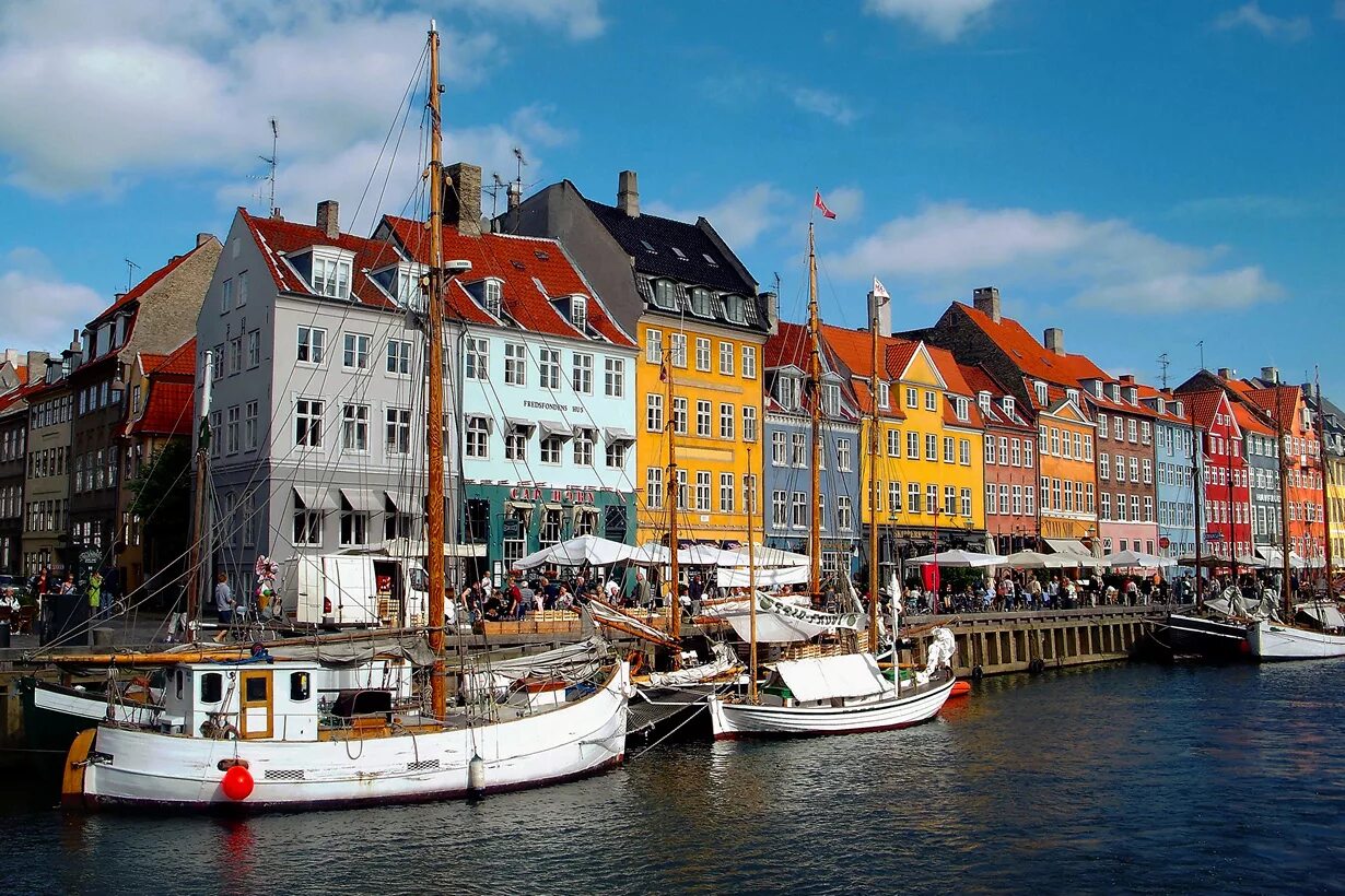 Сколько времени в дании. Nyhavn Копенгаген. Копенгаген Денмарк.