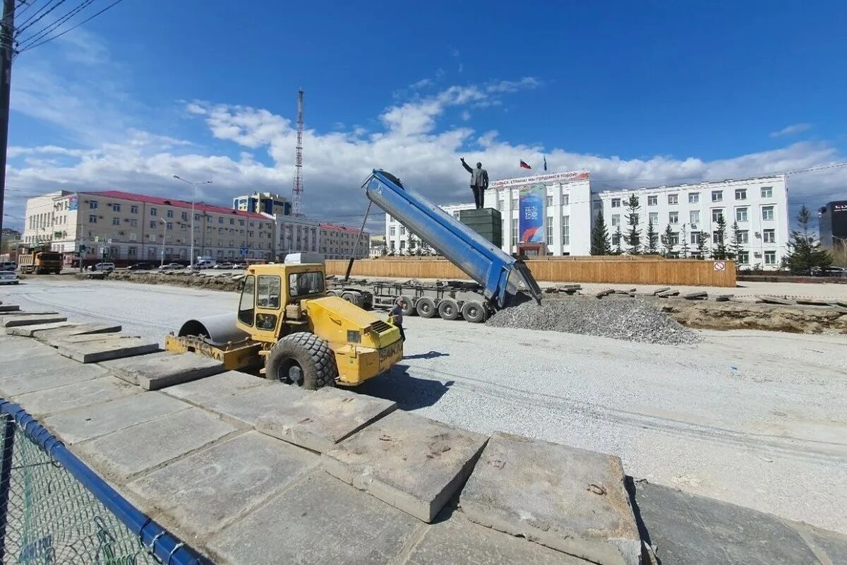 Ремонт дорог проспект ленина якутск. Основание для дороги якутск. Проспект ленина якутск ремонт. Якутск дороги. Дорожное строительство якутии.
