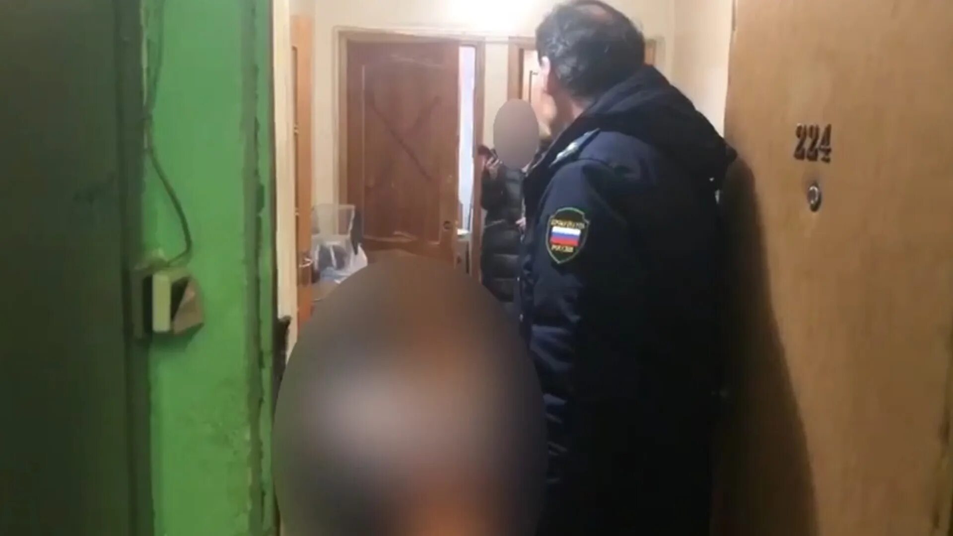 Инцидент с сестрой. Взорвалась электронная сигарета. Скандальные фотографии. Убийство в казани девушки. Скандальная женщина.