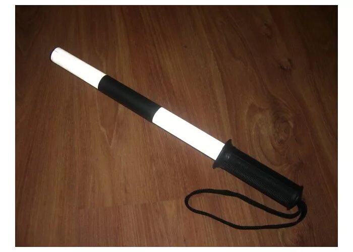 Жезл дпс светодиодный. Жезл гибдд. 6. Жезл регулировщика у740. Тамбурмажорский жезл fleet baton-5.