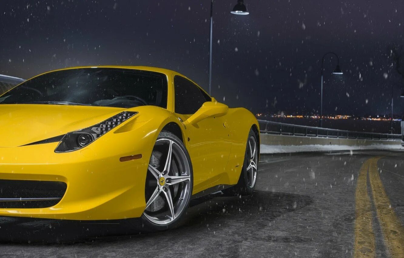 Как играть в желтую машину. Ferrari 458. Ferrari 458 Yellow. Ferrari 458 желтая. Ferrari 458 Front.