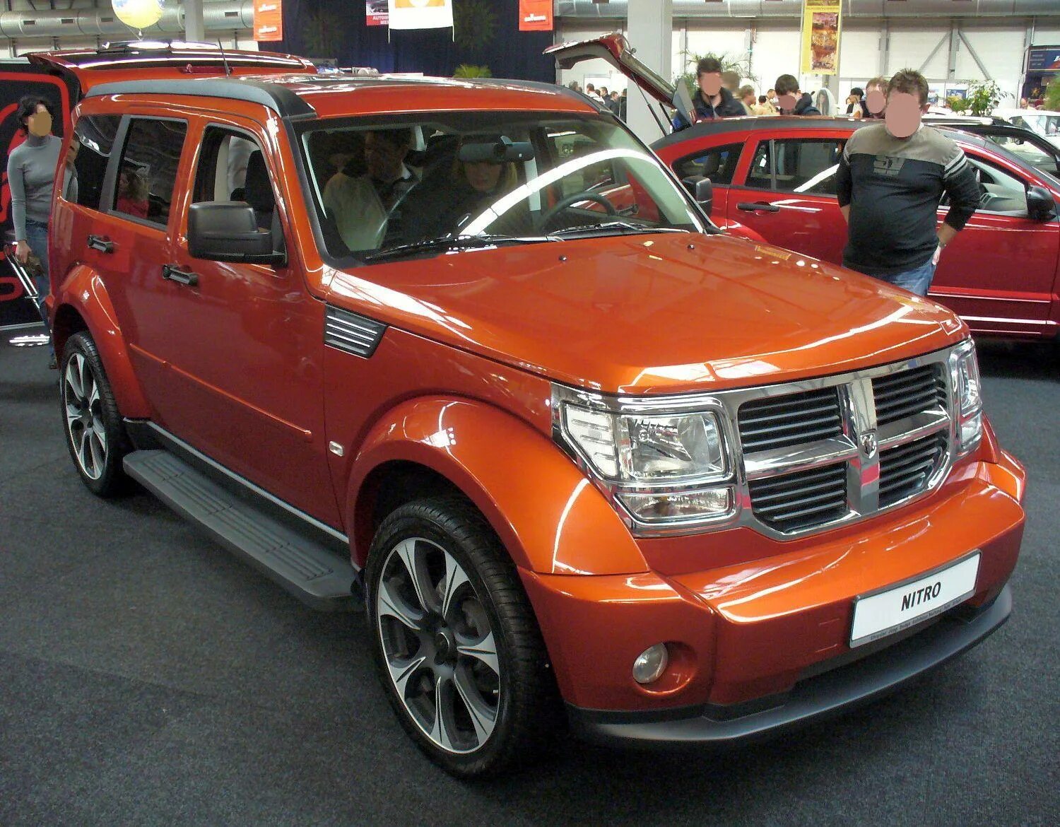 Dodge nitro. Dodge Nitro 2017. Dodge Nitro Tuning. Додж нитро 2021.