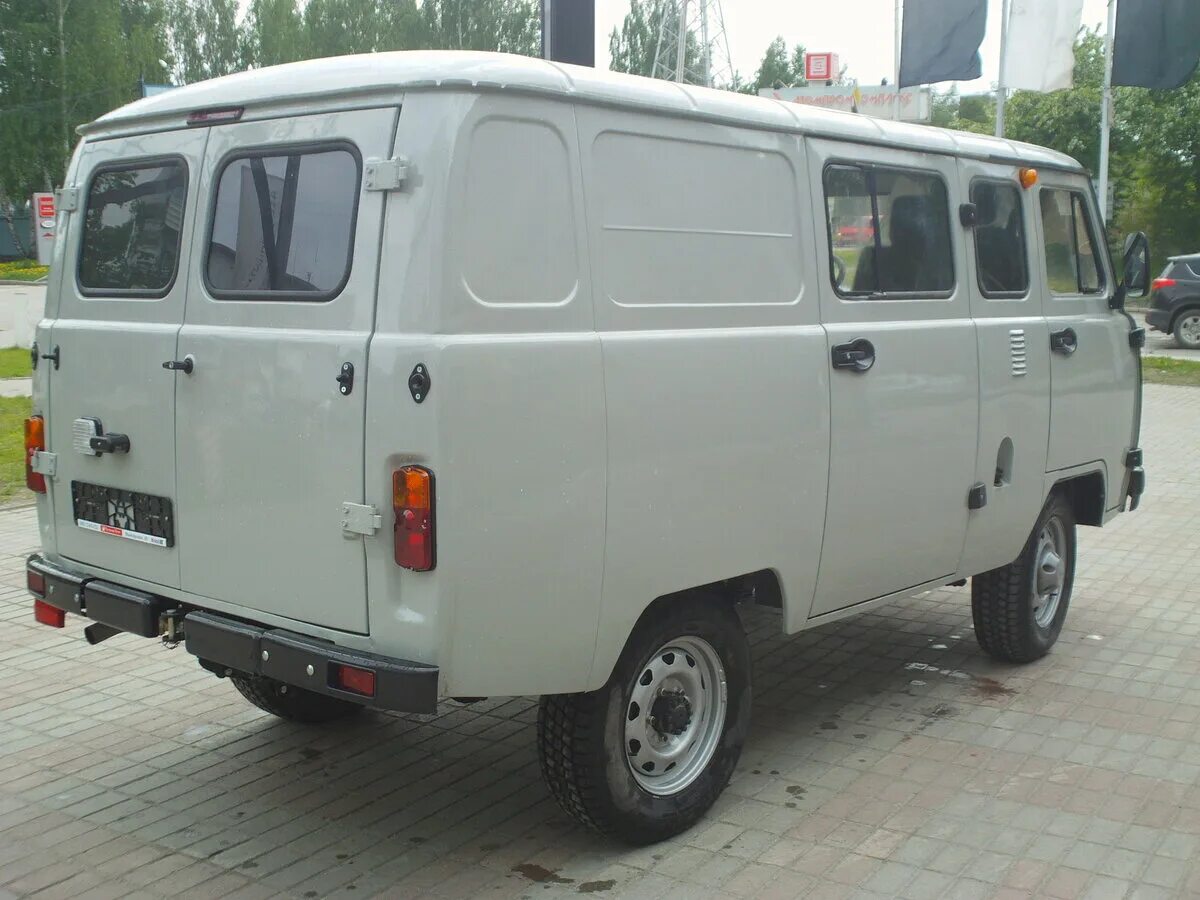 уаз остекленный фургон (3741). уаз-390995 грузовой фургон. уаз 5 мест. уаз буханка комби 5 мест салон. уаз 5 мест.